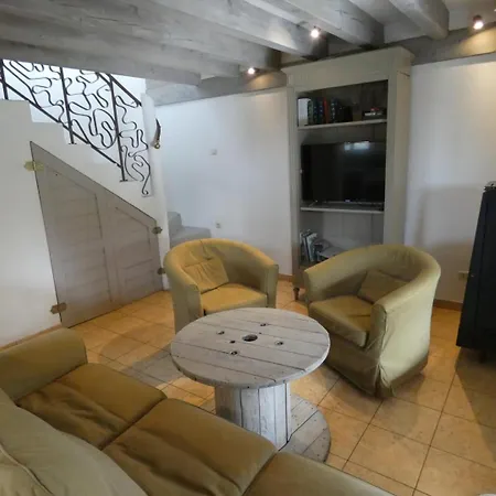 Le De Sam Holiday home